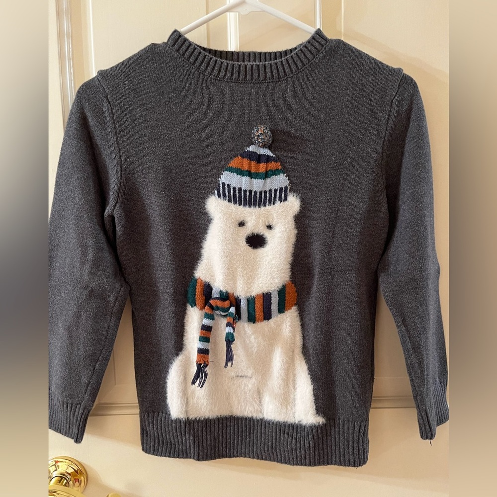 H&M Holiday sweater, fine-knit super soft. Size 8-10